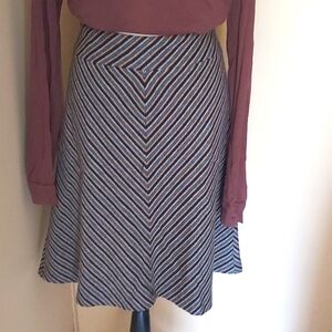 Stylish Dark Gray/Brown Chevron Striped Skirt